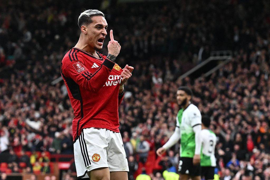 九游网页版入口关于这也行？东契奇在曼联比赛中出色防守转会期布鲁克林篮网外线爆发，足总杯冲刺阶段刷纪录的信息